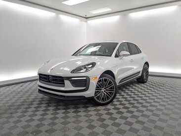 2025 Porsche Macan T Sport Utility