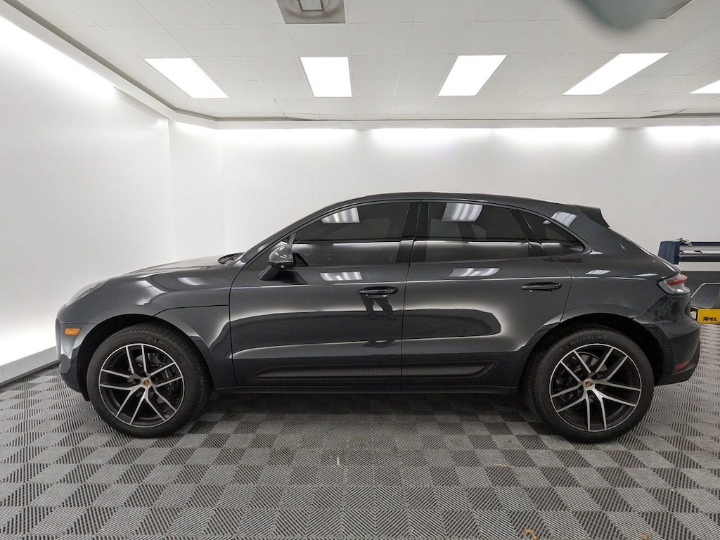 Used 2025 Porsche Macan T Sport Utility