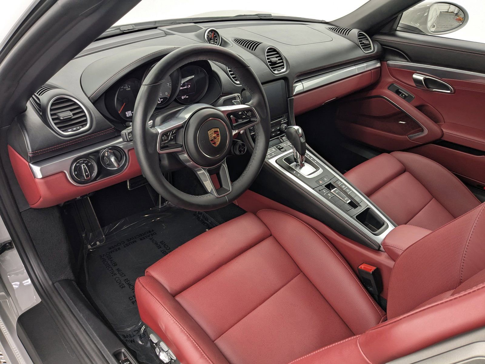 2025 Porsche Boxster S photo 4