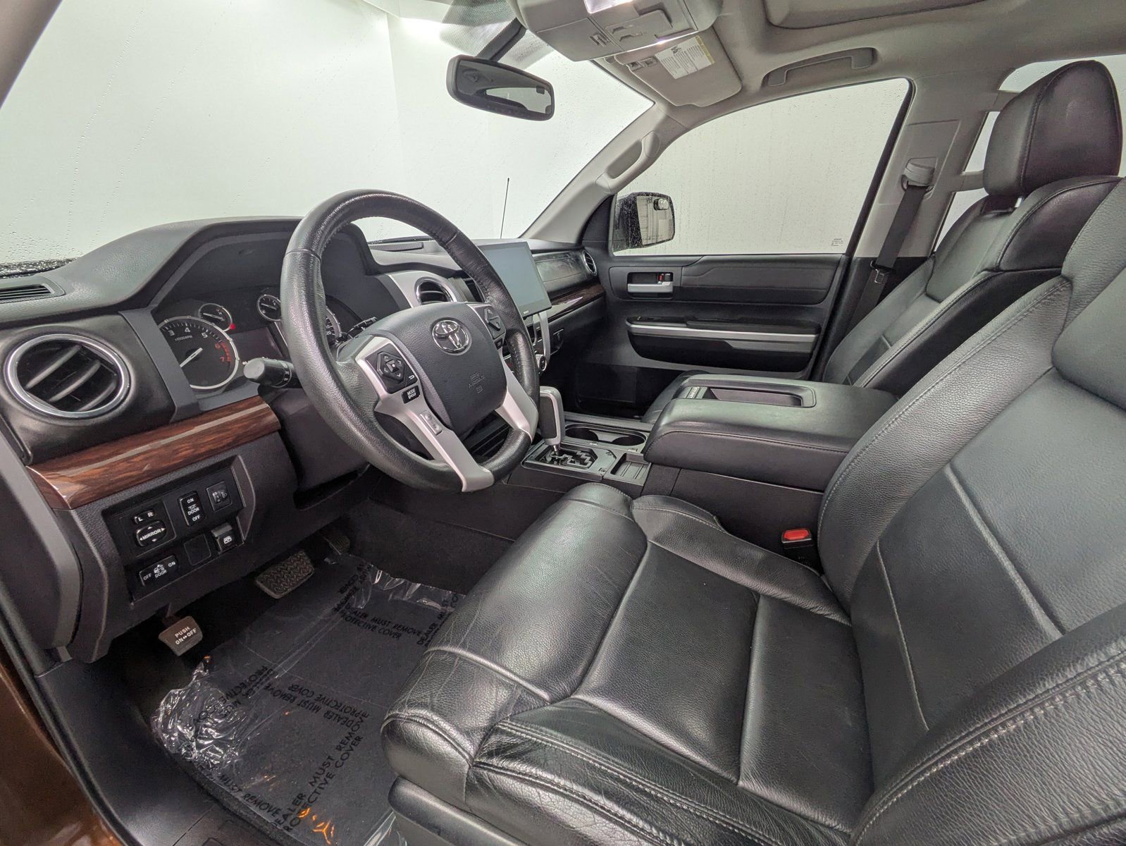 2016 Toyota Tundra Limited photo 3