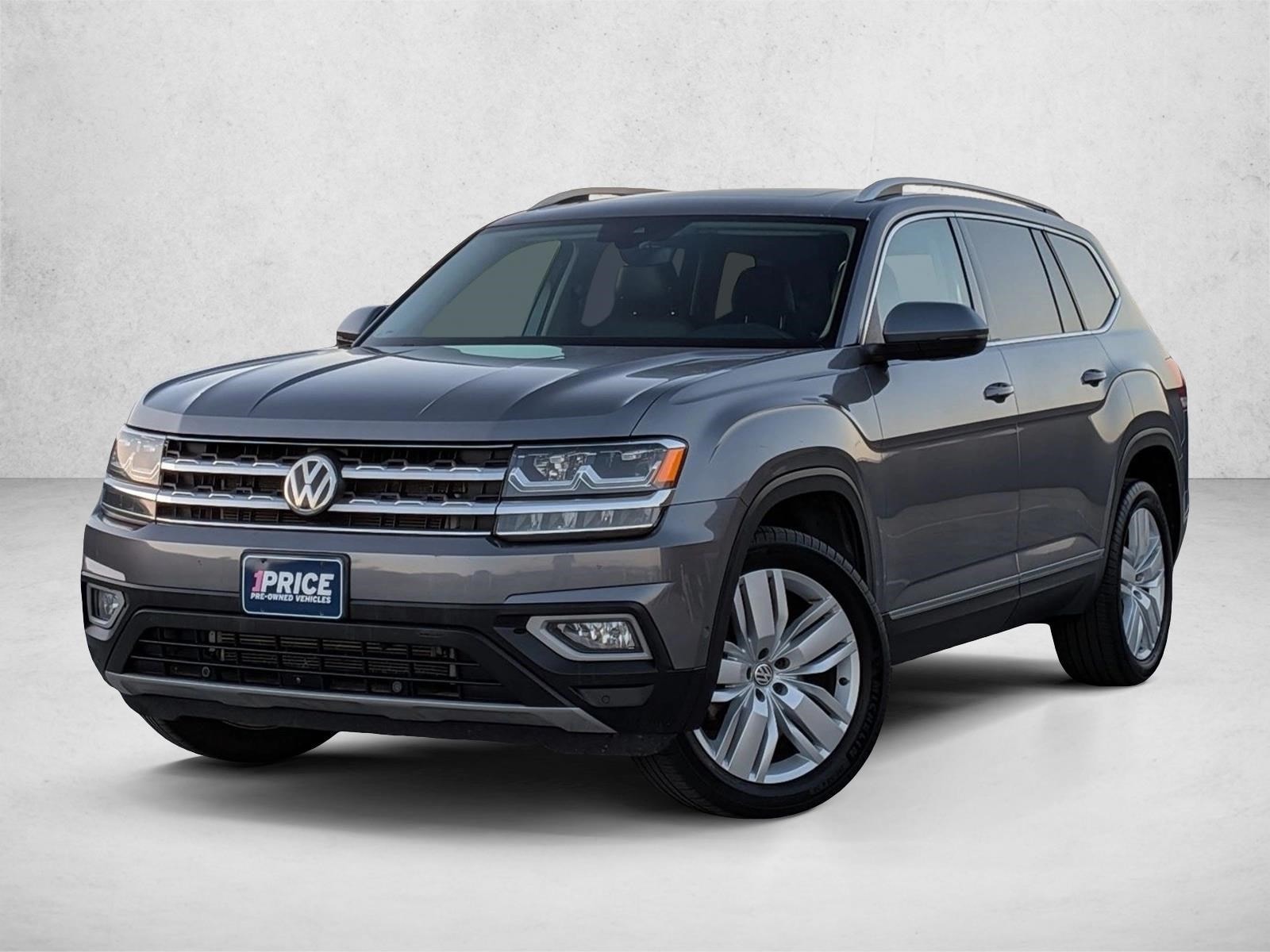 2018 Volkswagen Atlas SEL Premium's photo