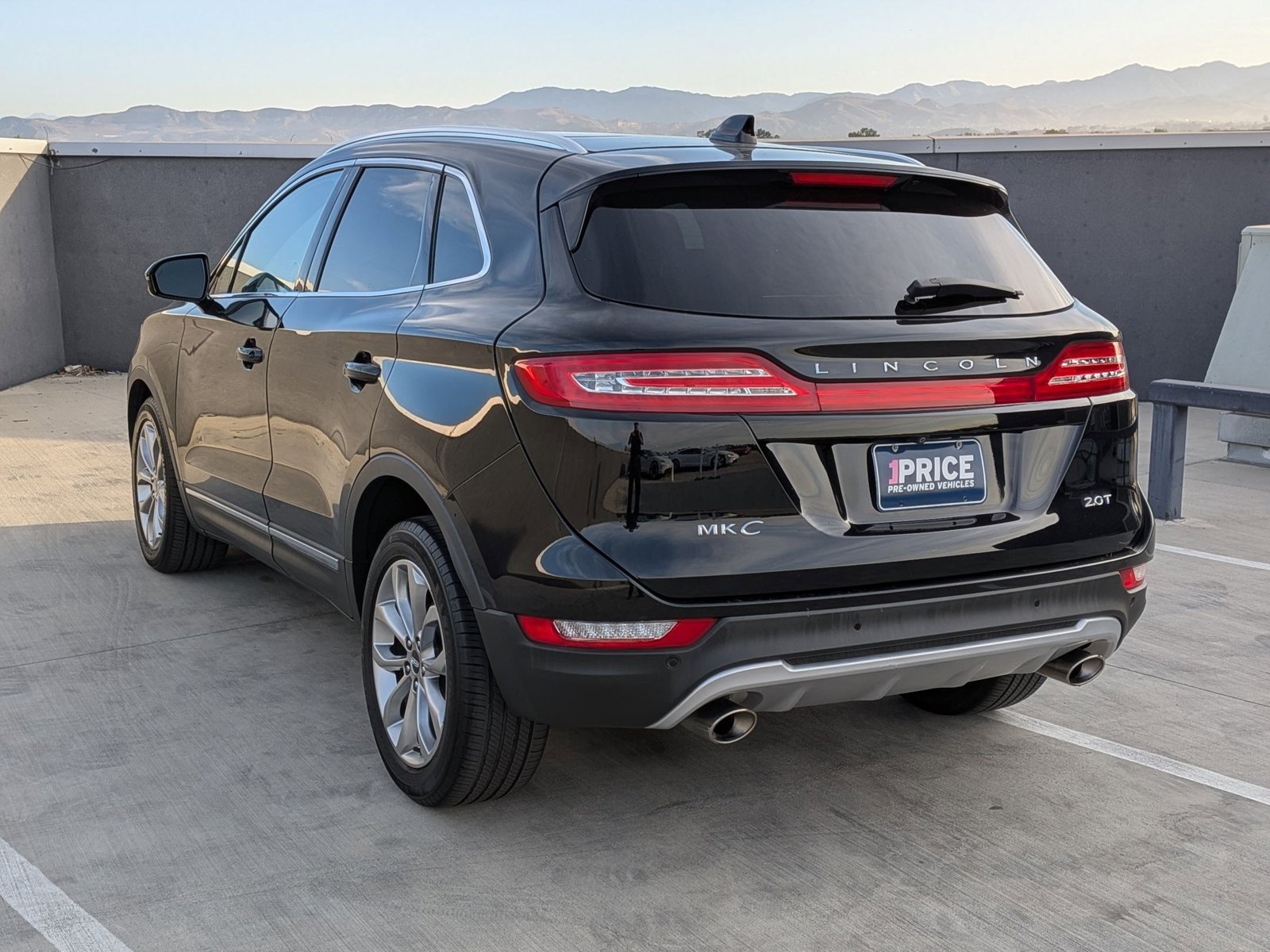 2017 Lincoln MKC Select photo 3