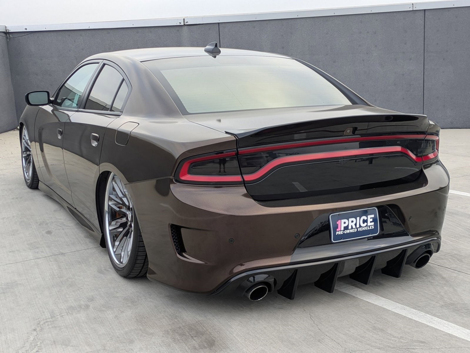 2018 Dodge Charger R/T 392 photo 2