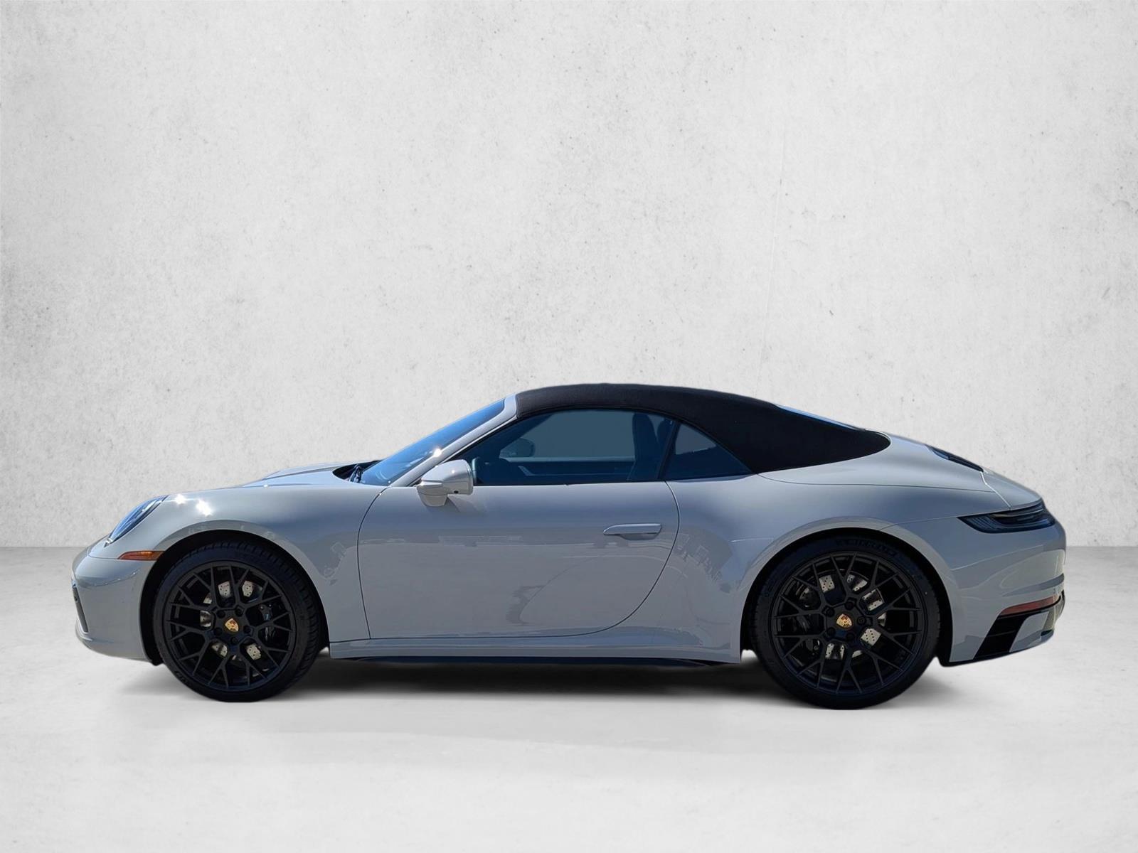 2024 Porsche 911 S photo 2