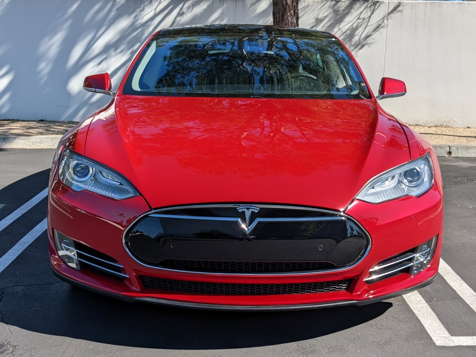 Used 2014 Tesla Model S S with VIN 5YJSA1H10EFP39595 for sale in Irvine, CA
