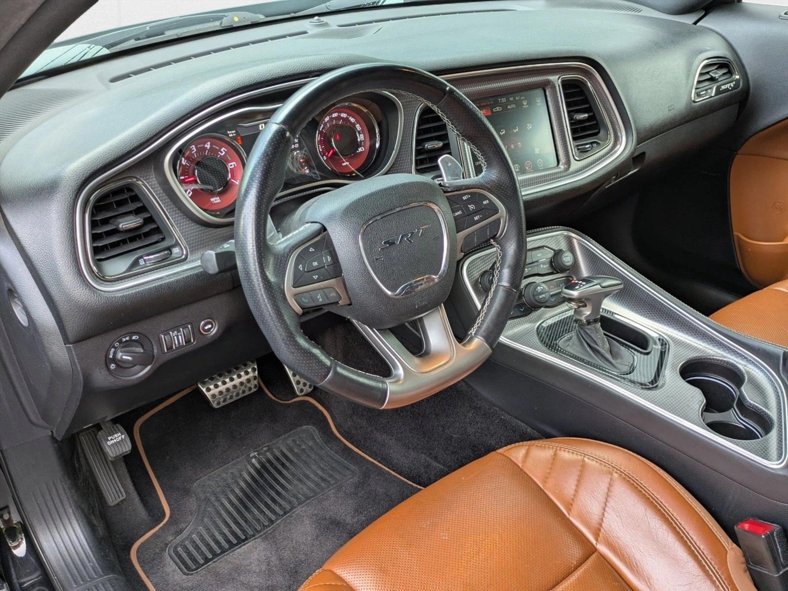 2016 Dodge Challenger SRT8 Hellcat photo 4
