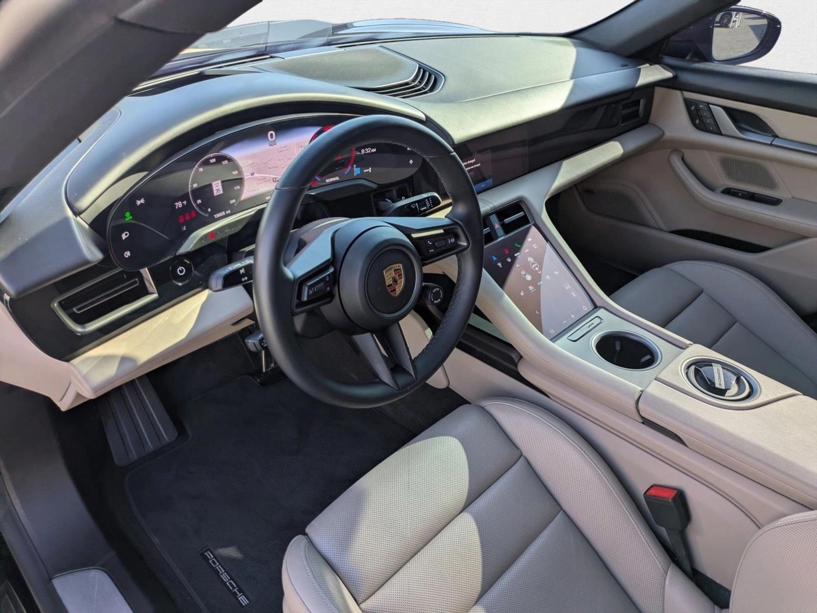2025 Porsche Taycan Turbo photo 4