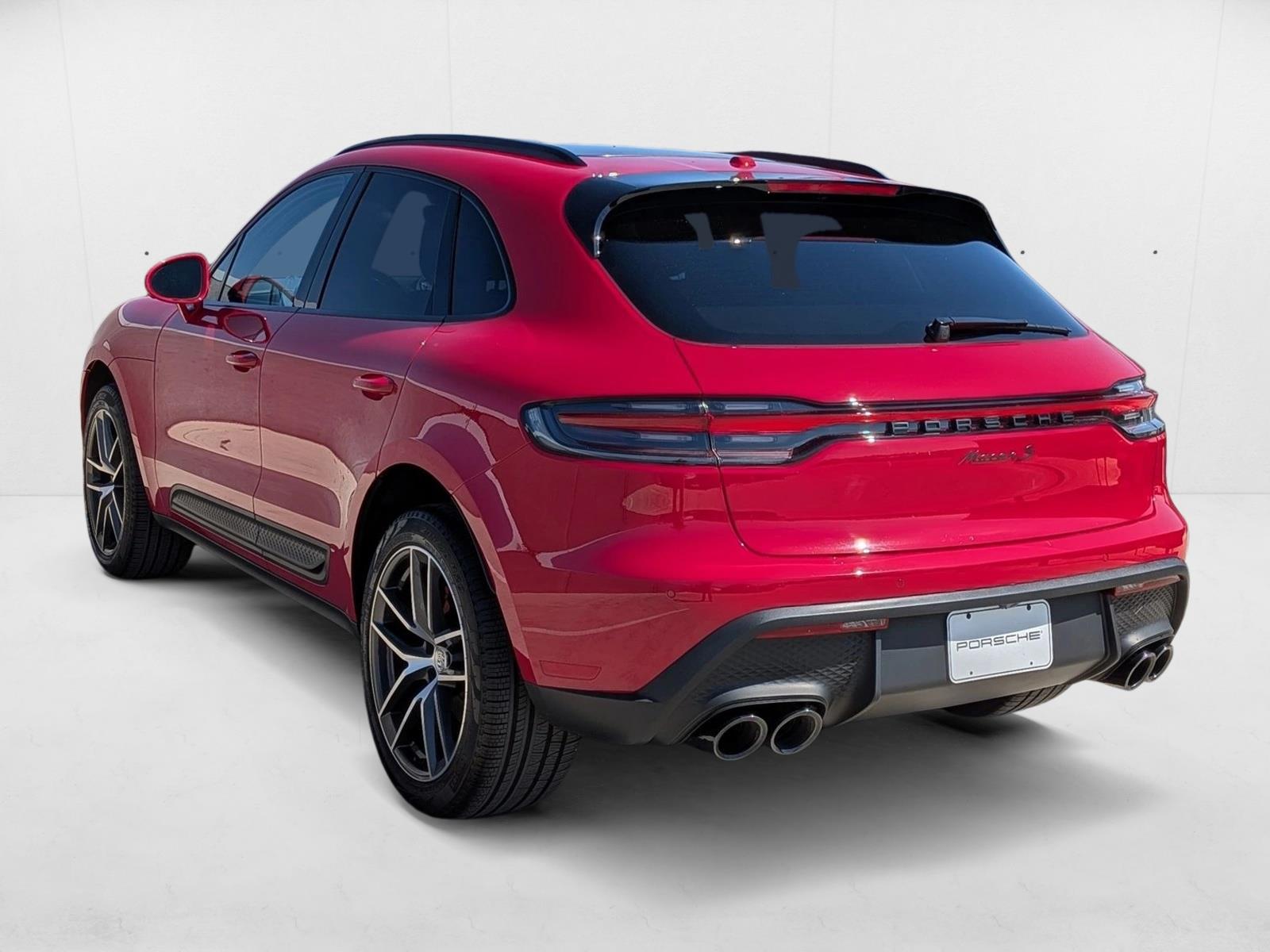 2023 Porsche Macan S photo 3