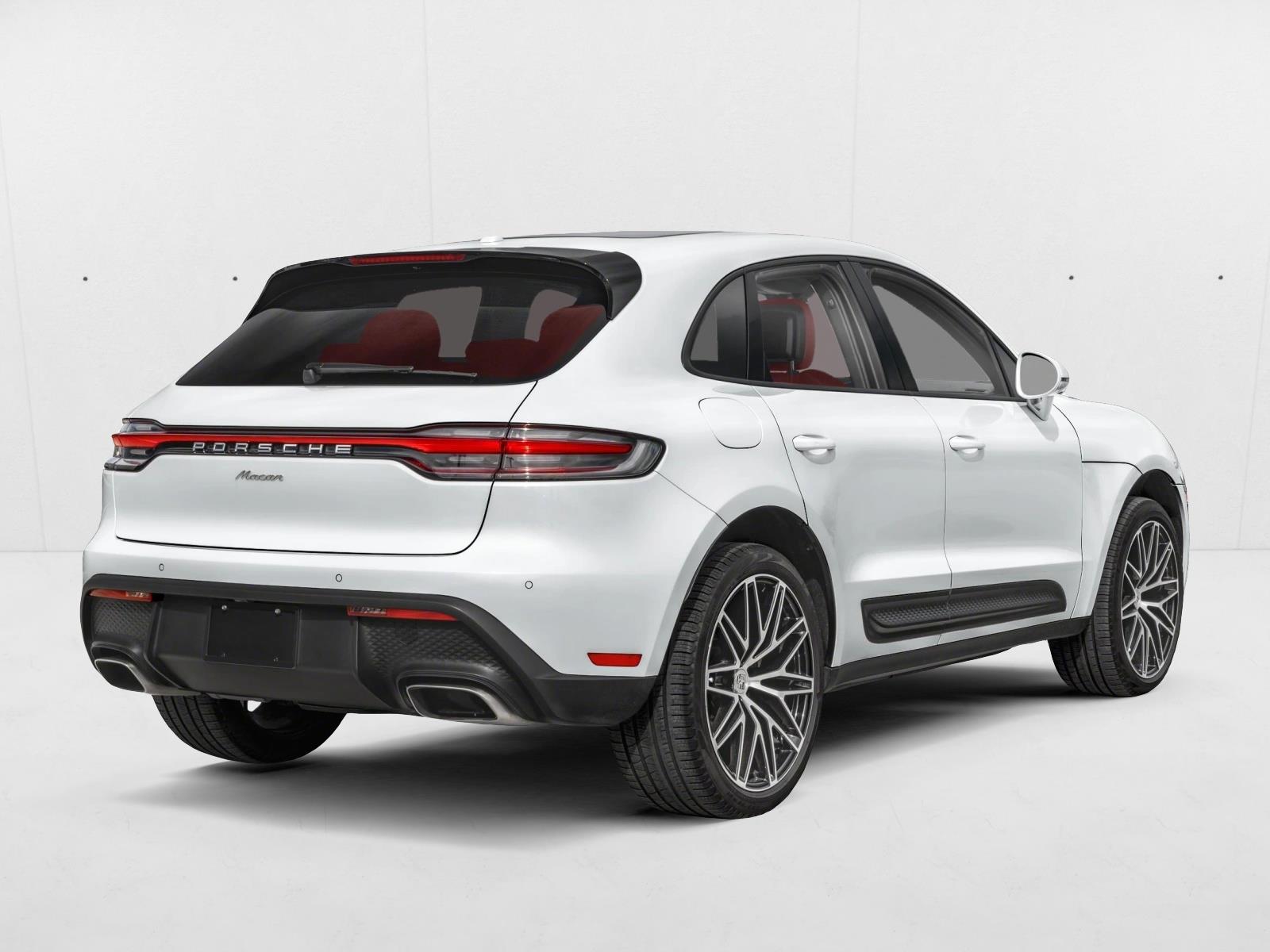 2025 Porsche Macan S photo 2