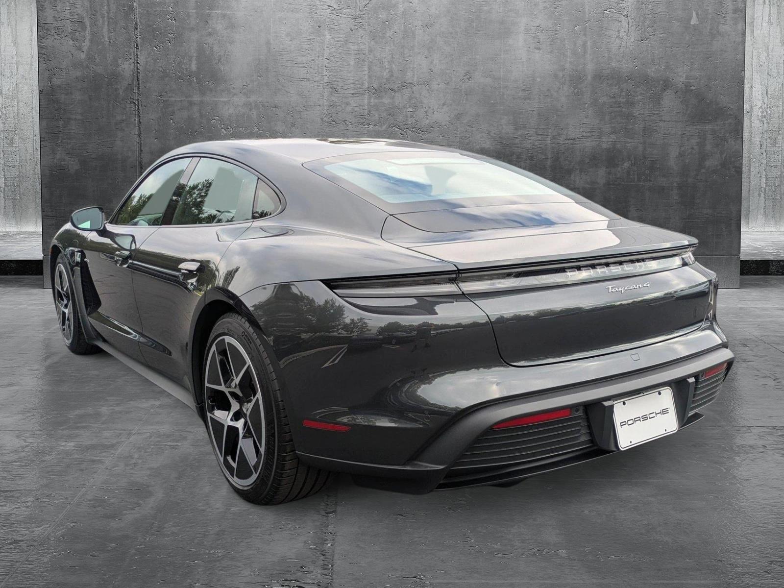 2025 Porsche Taycan 4 photo 3