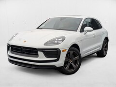 2025 Porsche Macan SUV