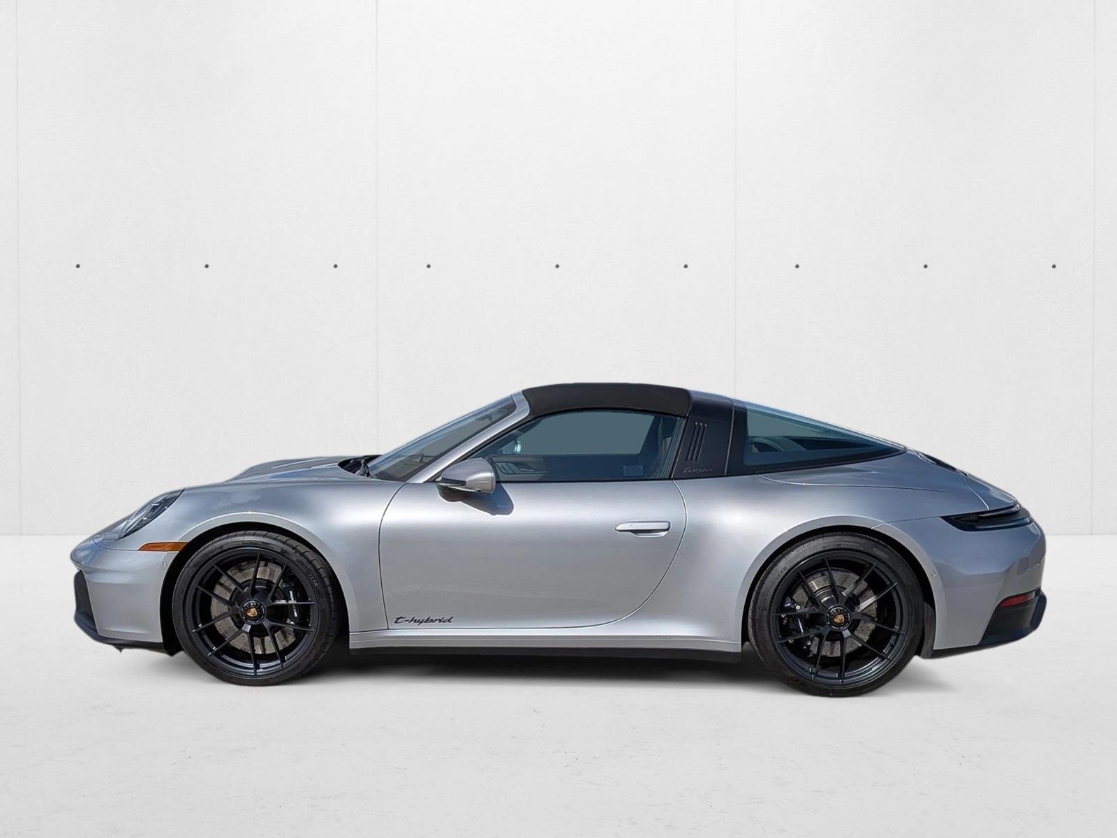 2025 Porsche 911 Targa 4 GTS photo 2