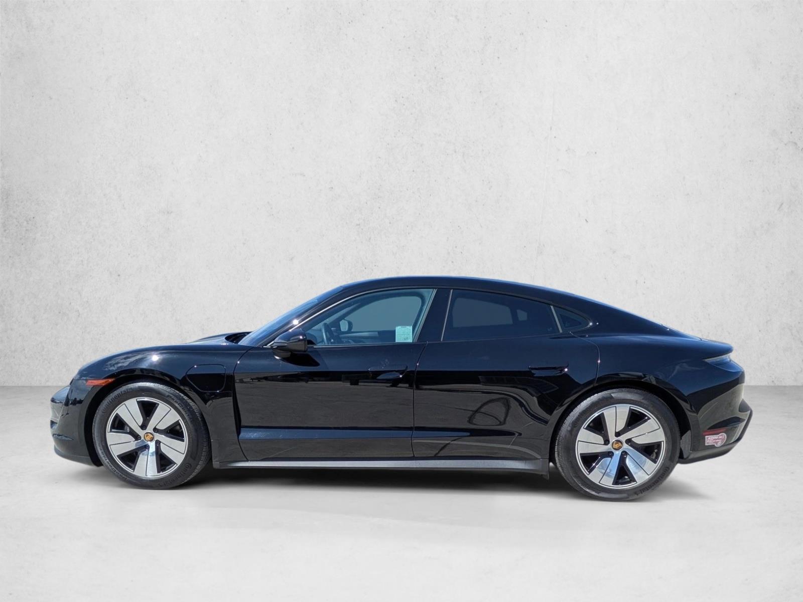 2024 Porsche Taycan photo 2