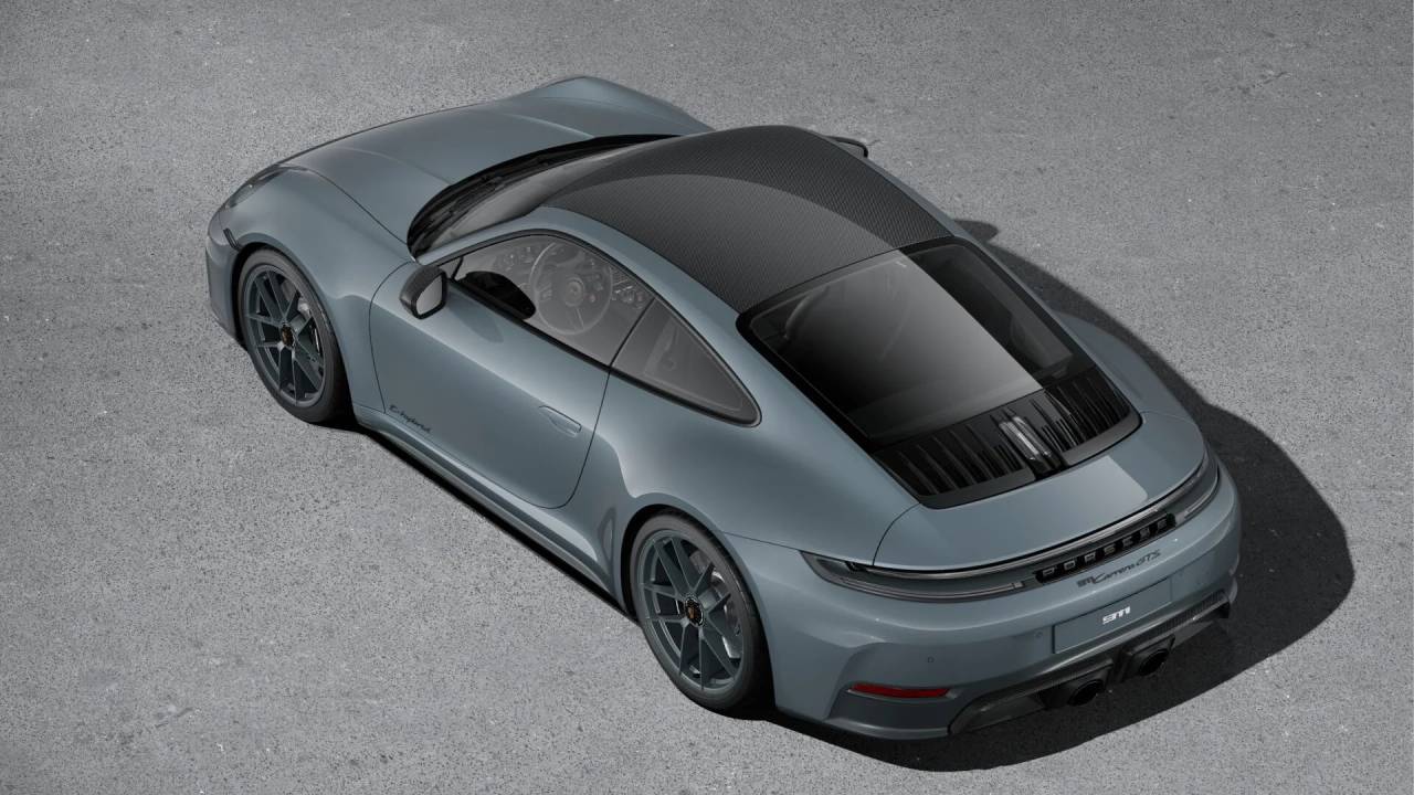 2026 Porsche 911 GTS photo 4