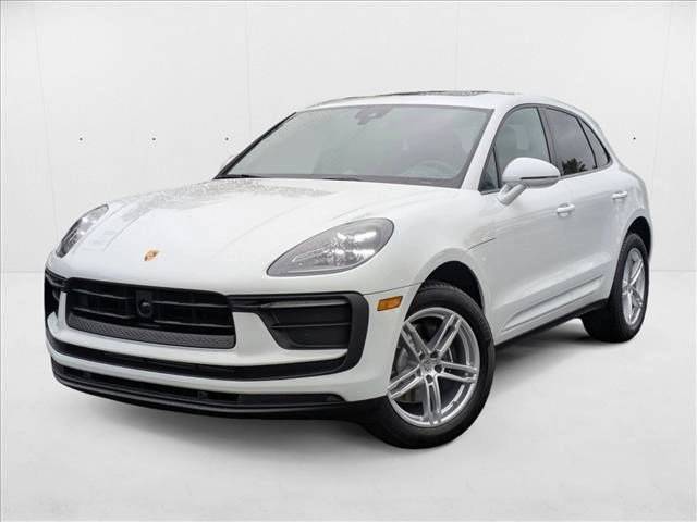 2025 Porsche Macan T