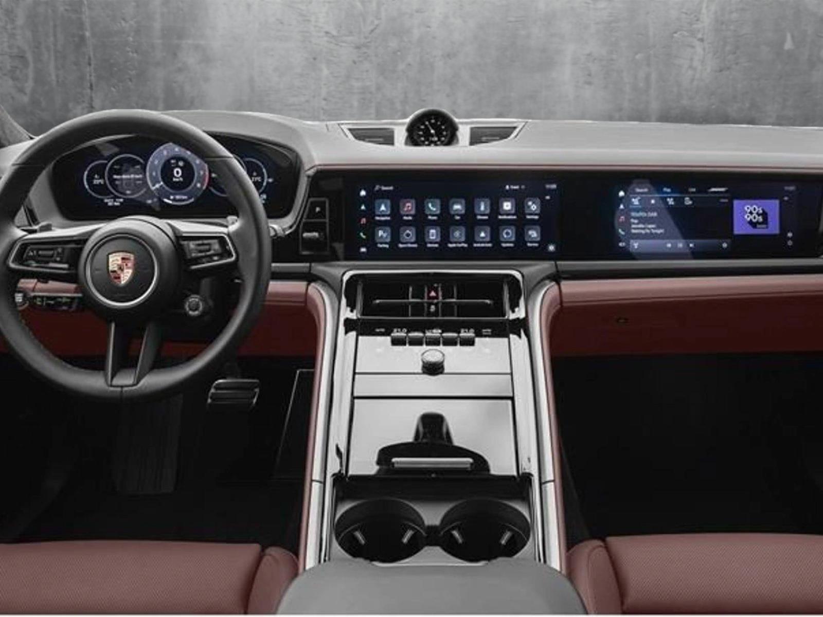 2025 Porsche Panamera 4 photo 2
