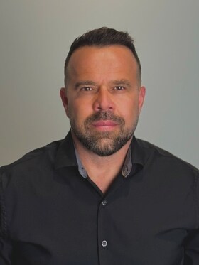 Staff member Renato Rodrigues from ID_e516e9ccae0f