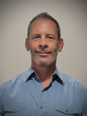 Staff member David Nidess from ID_1cea04d697ab