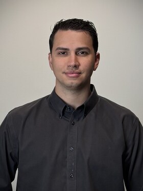 Staff member Jay Rivera from ID_e516e9ccae0f
