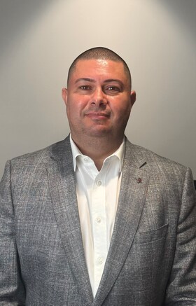 Staff member David Mercado from ID_1cea04d697ab