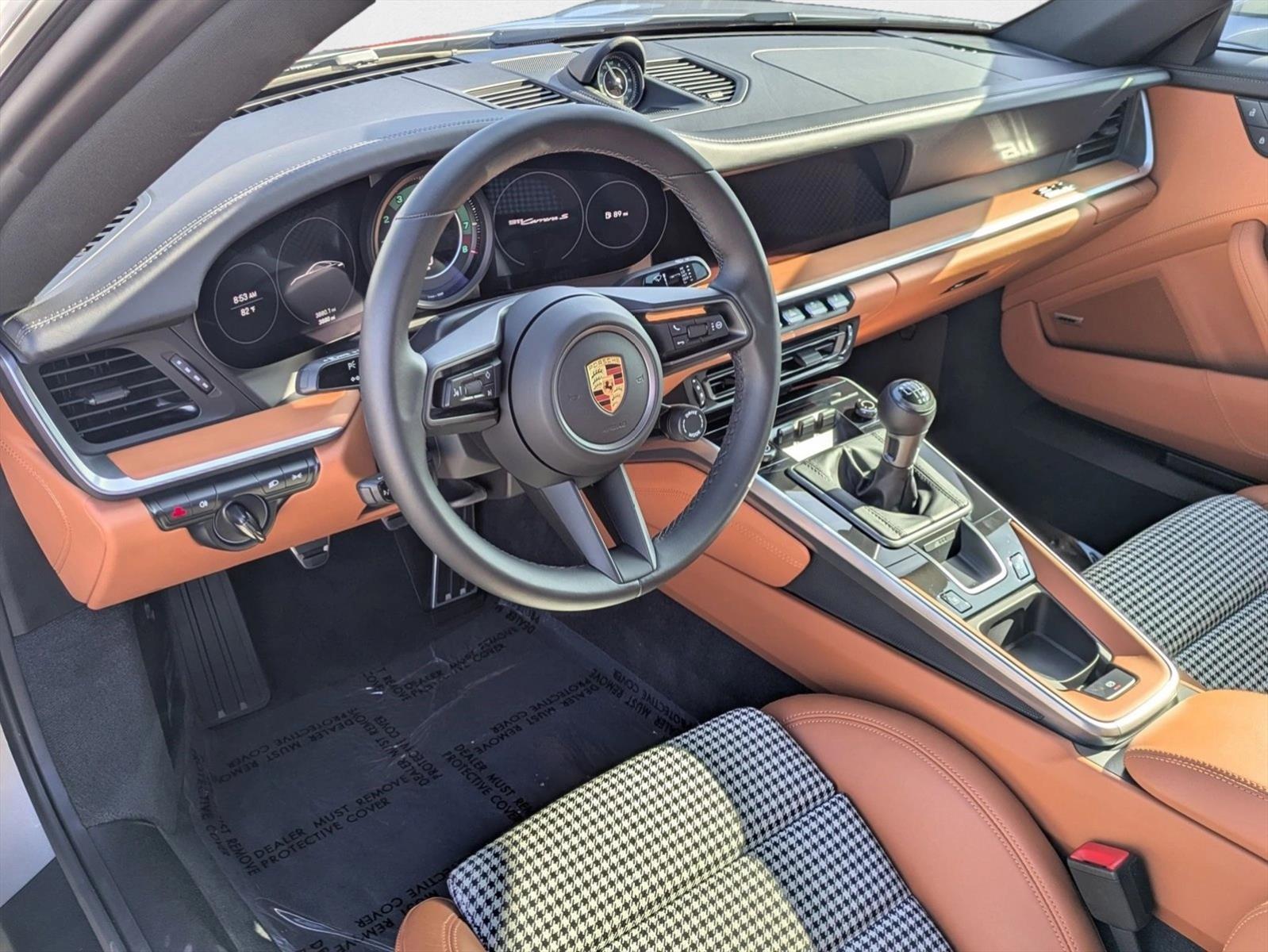2024 Porsche 911 S photo 4