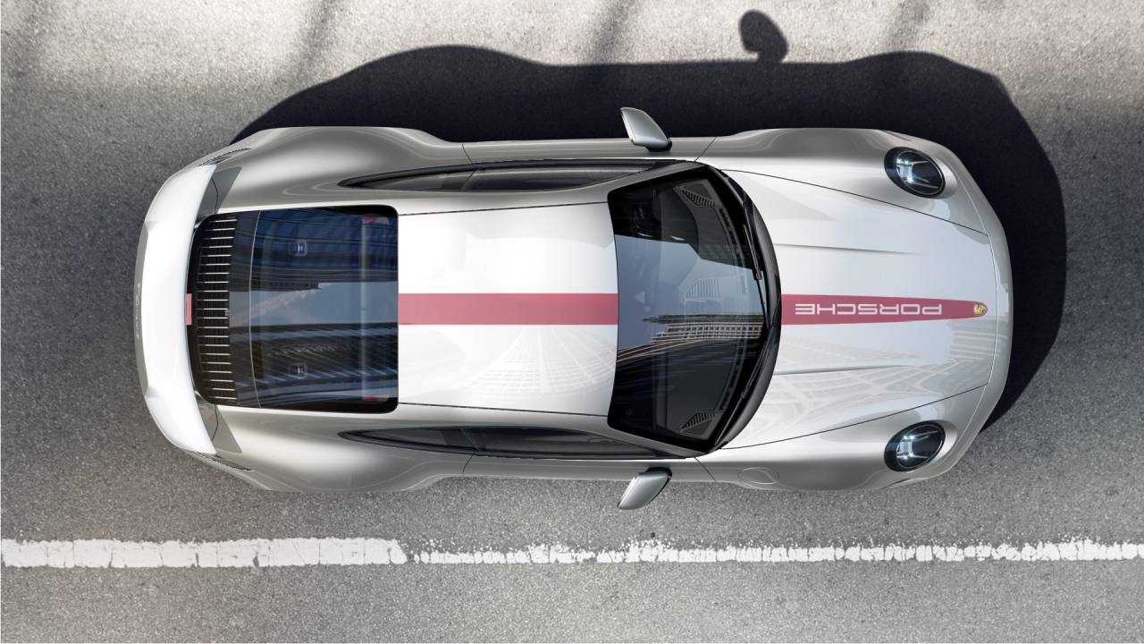 2024 Porsche 911 4S 4 GTS photo 4