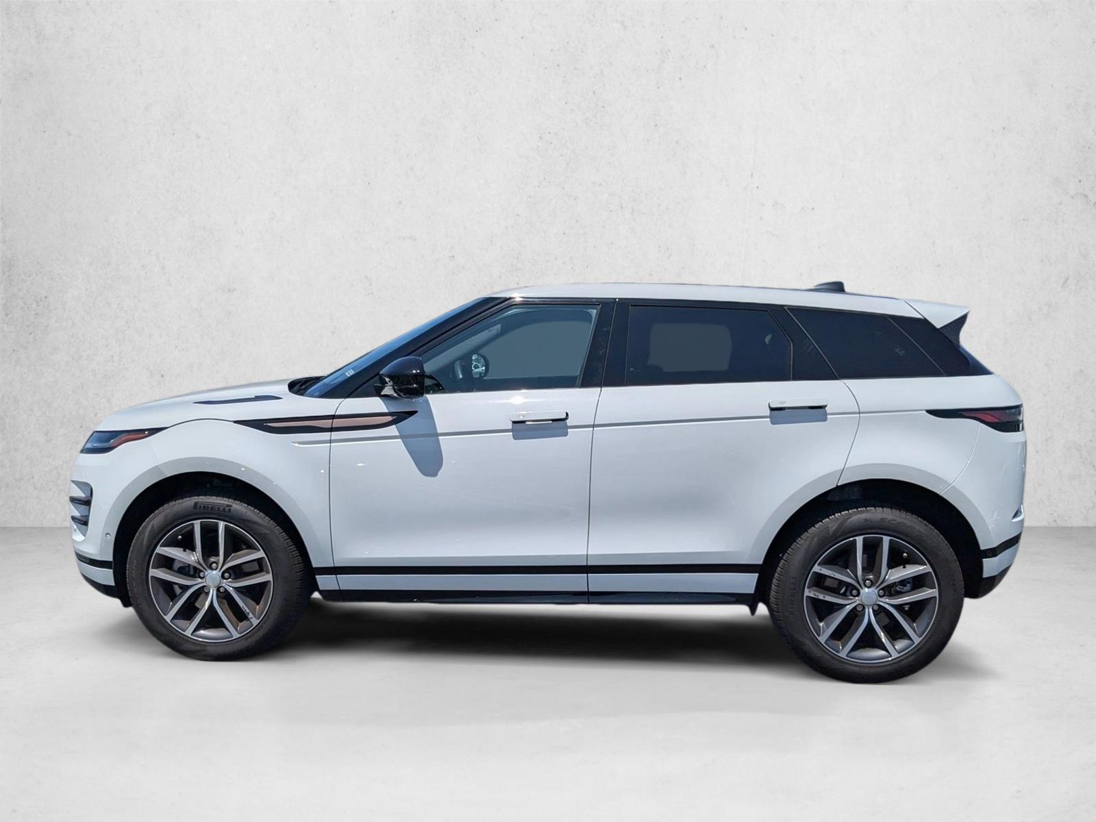 2024 Land Rover Range Rover Evoque Dynamic SE photo 2