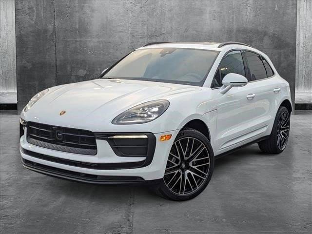 2025 Porsche Macan T