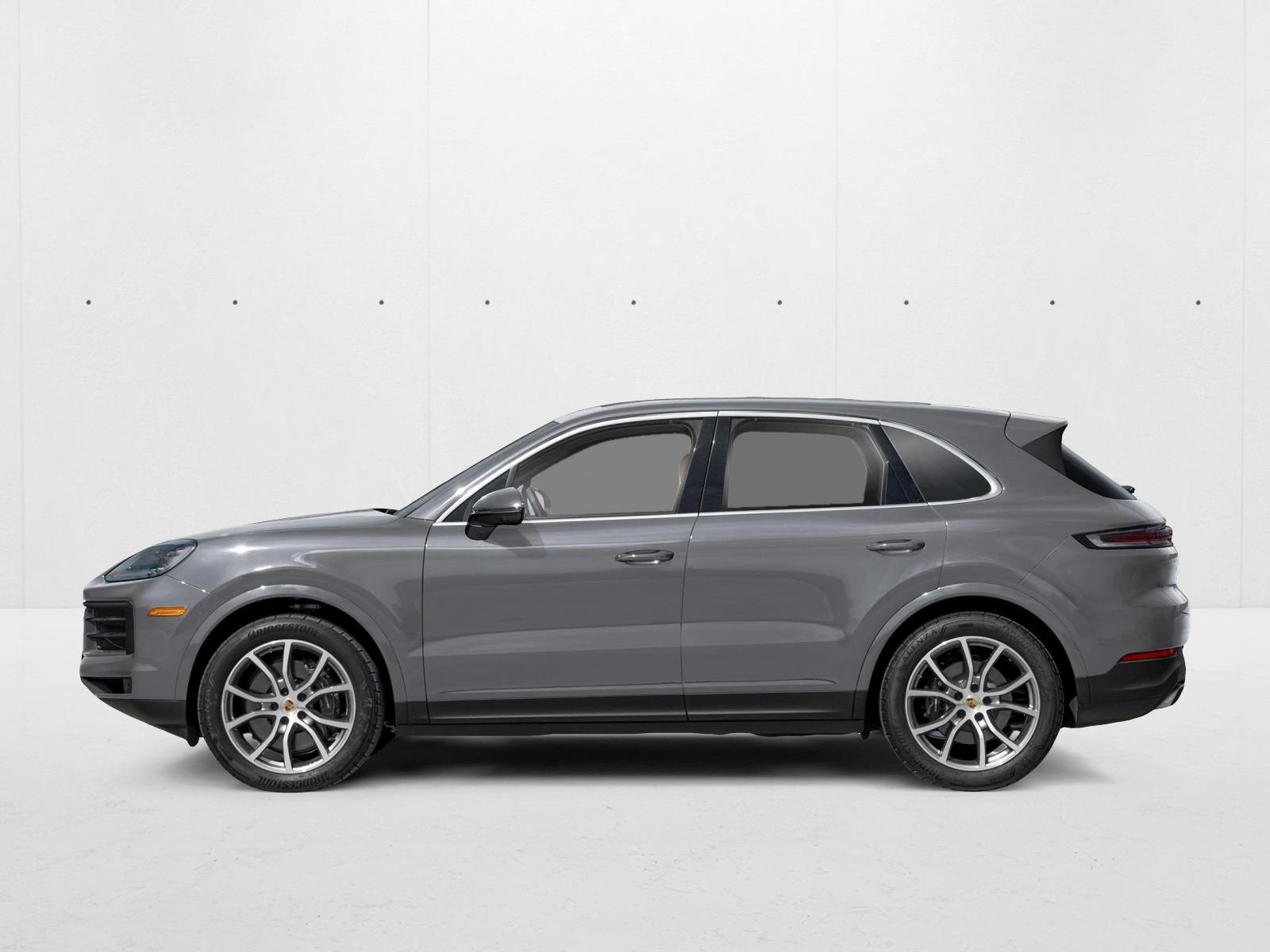 2026 Porsche Cayenne photo 2