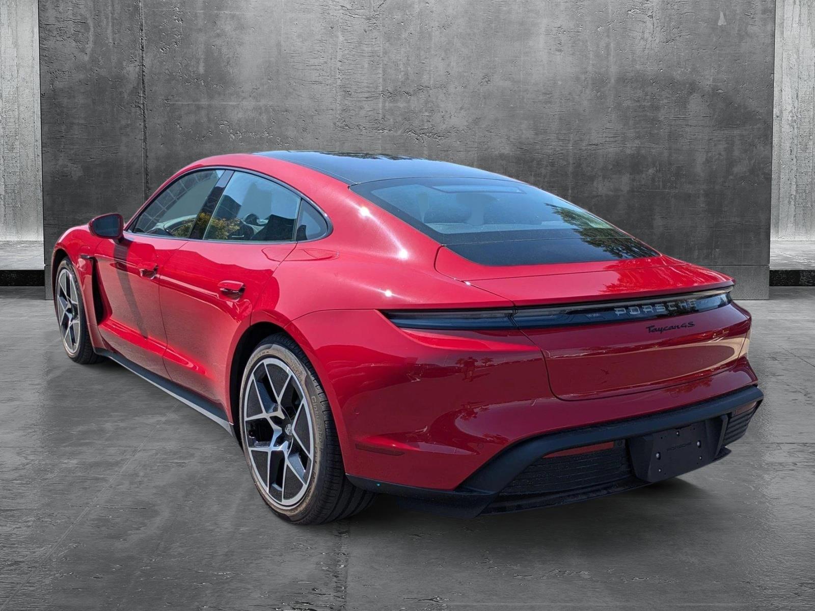 2025 Porsche Taycan 4S photo 3