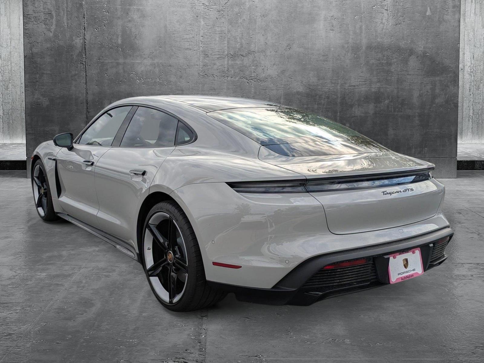 2024 Porsche Taycan GTS photo 3