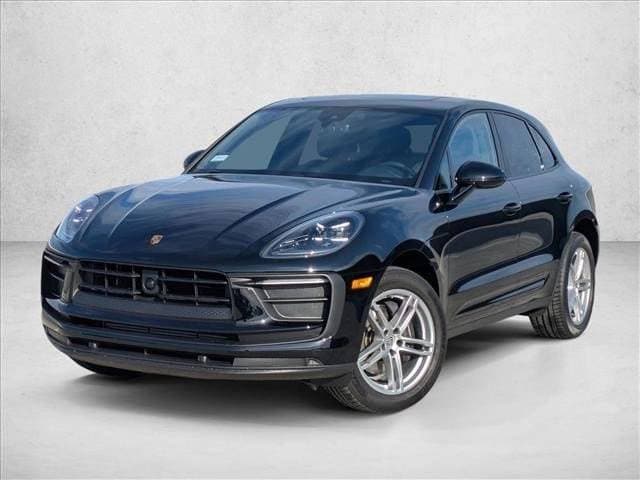 2025 Porsche Macan Base