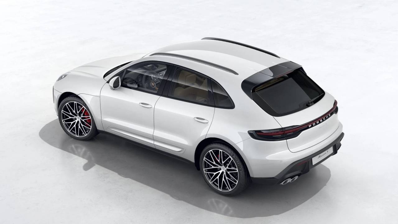 2026 Porsche Macan S photo 4