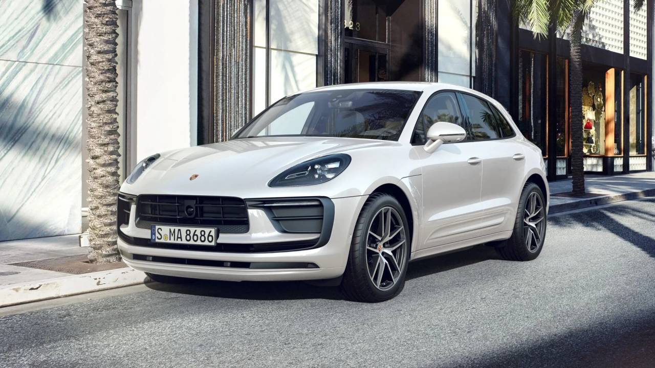 2024 Porsche Macan's photo