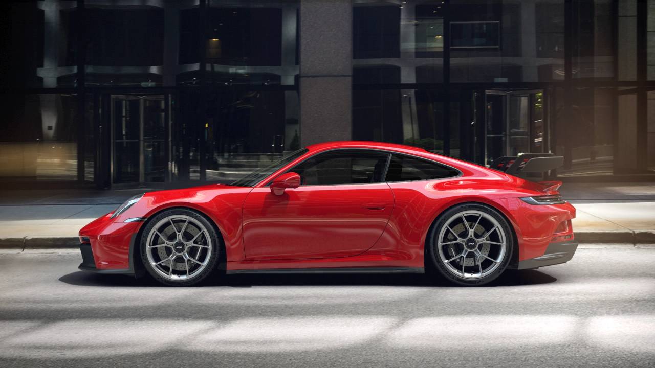 2024 Porsche 911 GT3 Touring photo 2