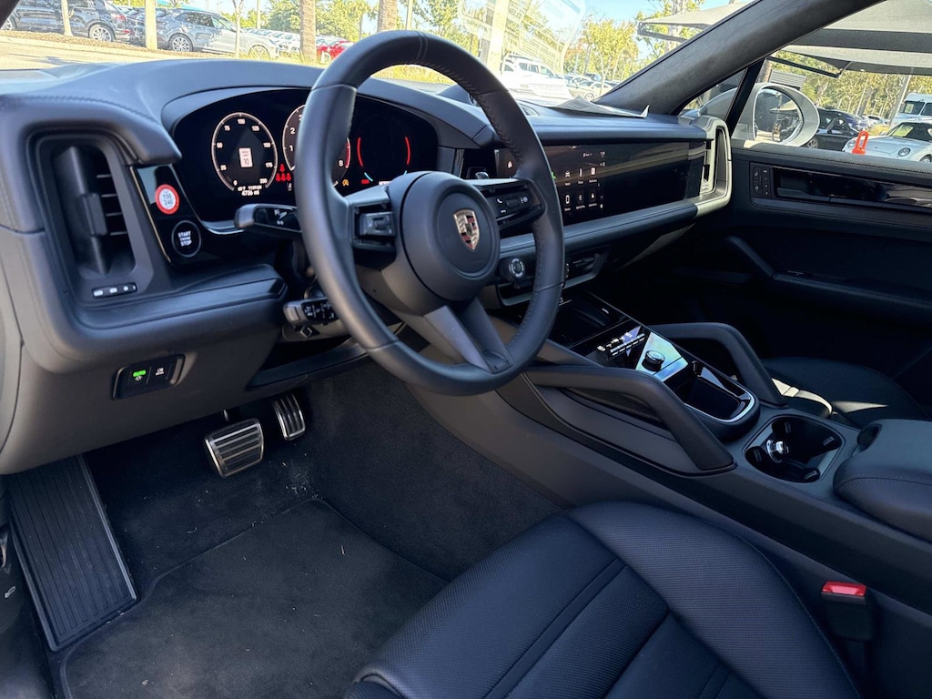 New 2025 Porsche Cayenne GTS