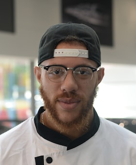 Staff member Chef Kevin Tull from ID_055a506c9af6