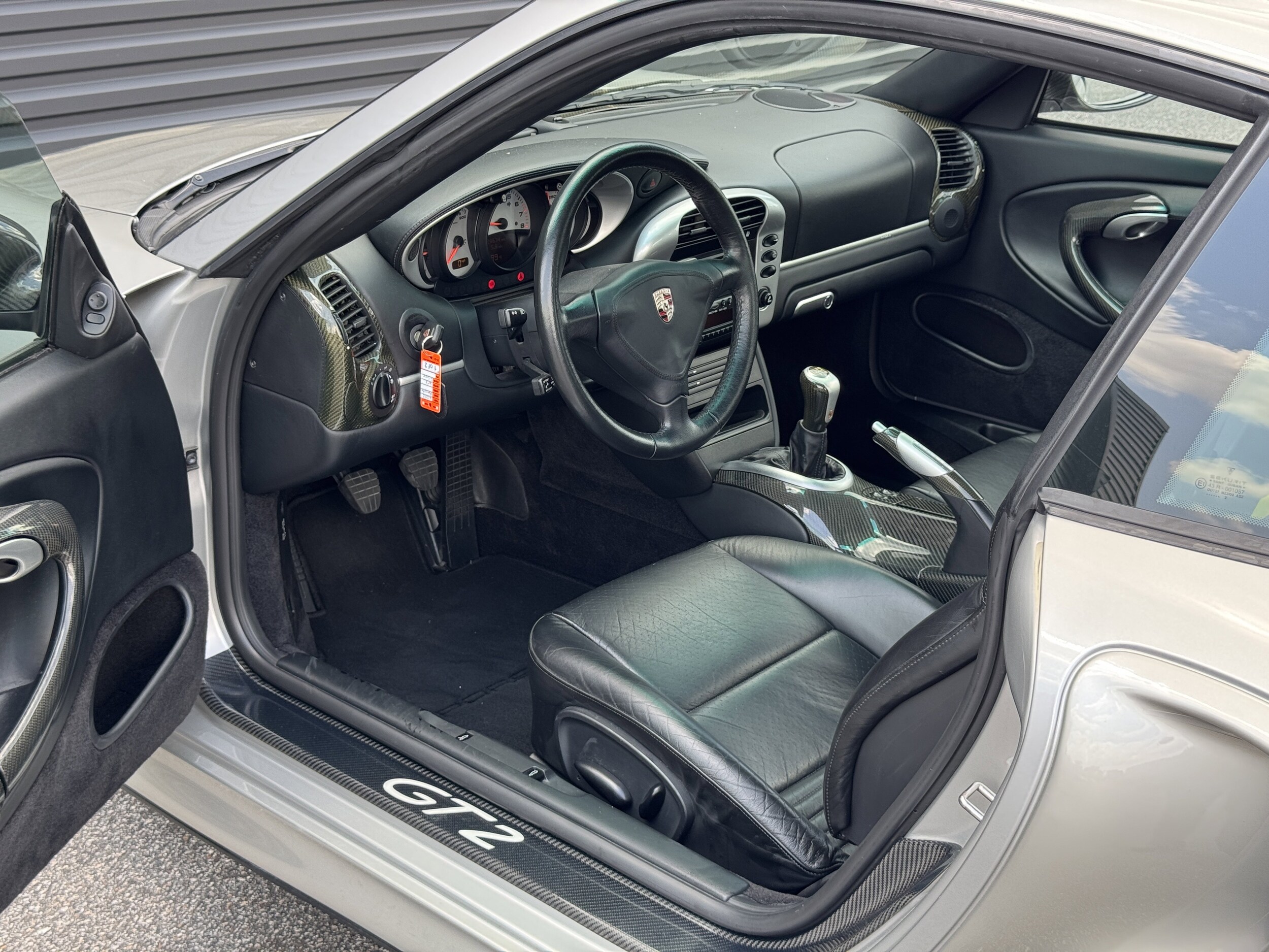 2002 Porsche 911 GT2 Coupe photo 4