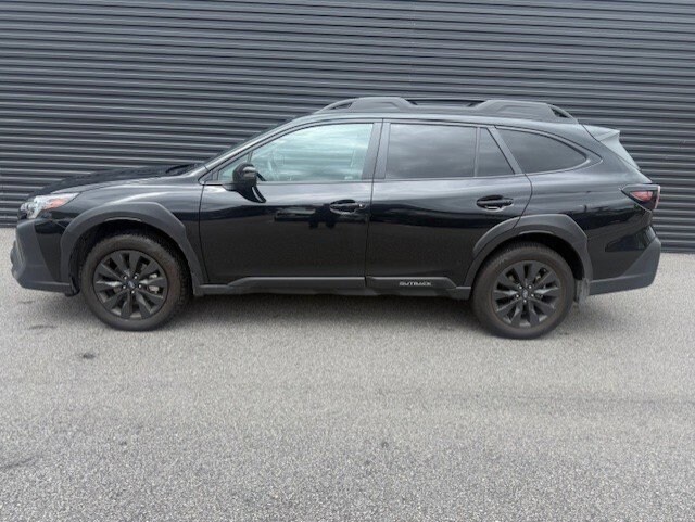 2025 Subaru Outback Onyx Edition XT photo 2