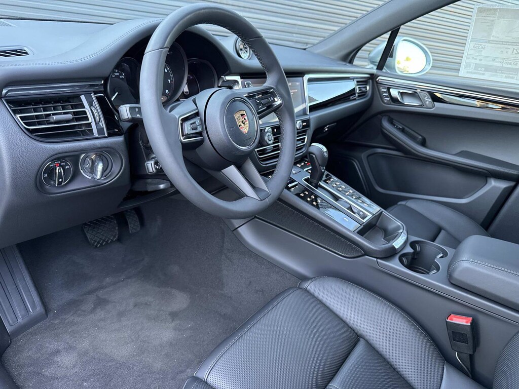 New 2026 Porsche Macan