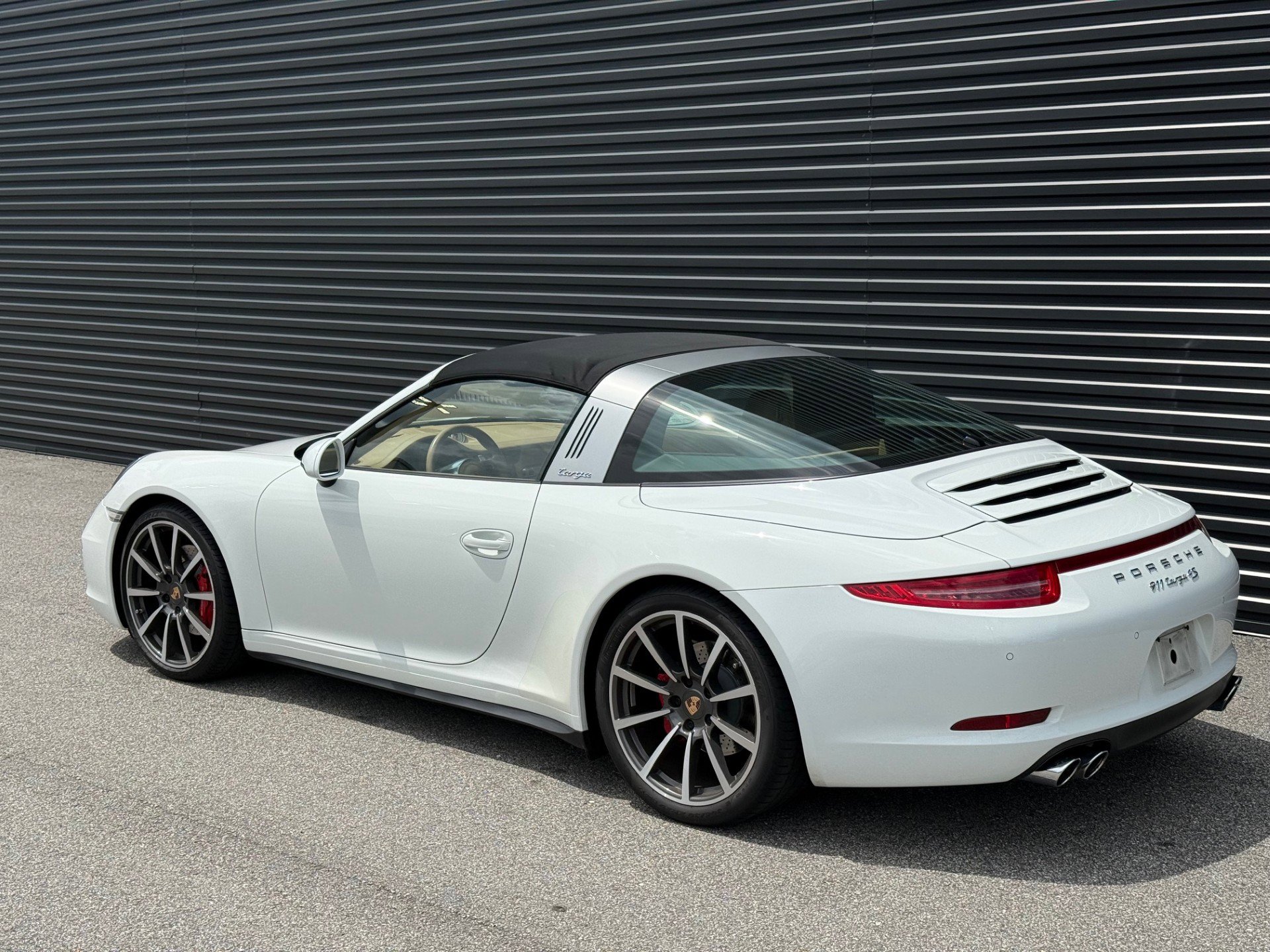 2014 Porsche 911 Targa 4S photo 3