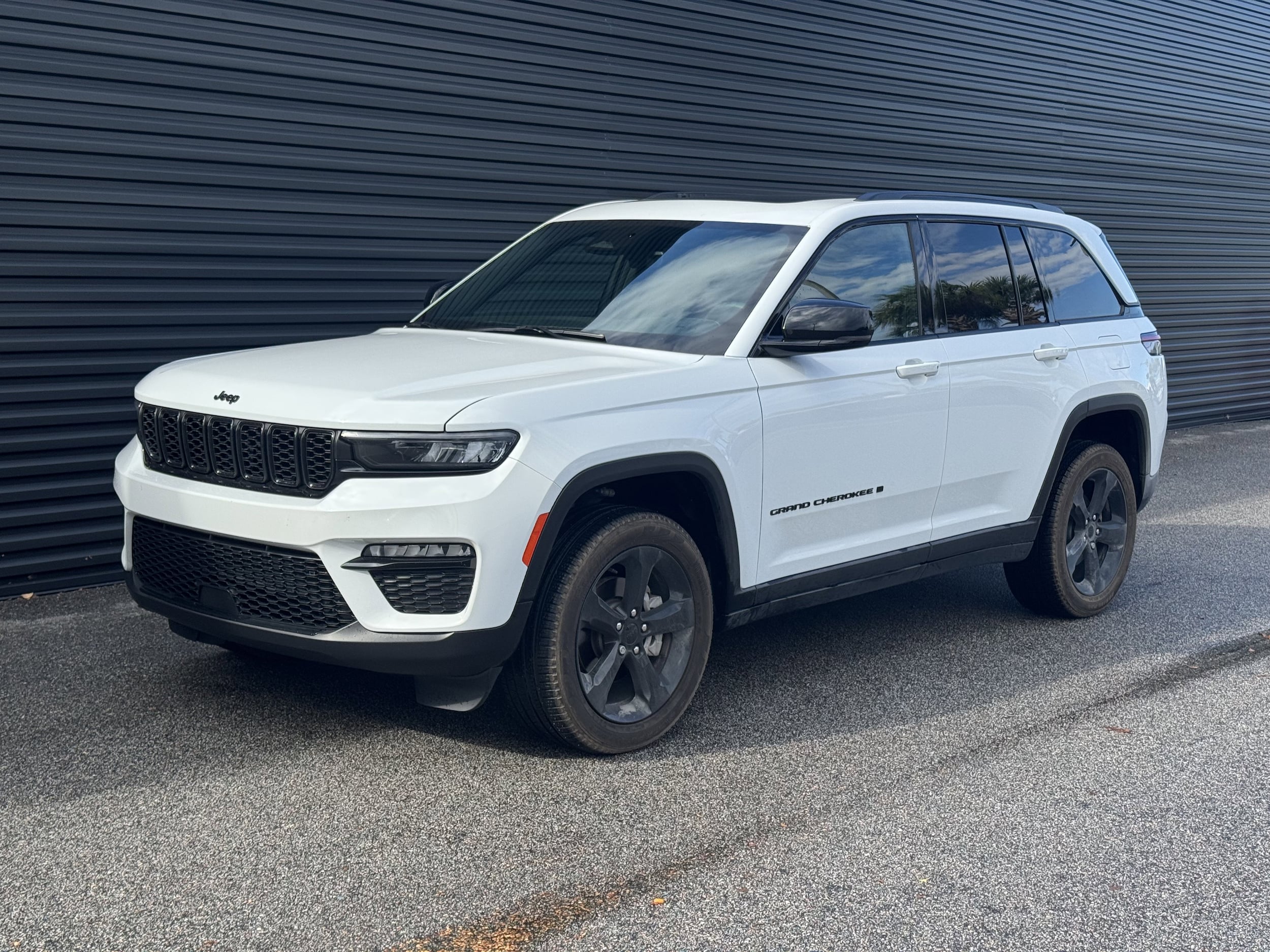 2025 Jeep Grand Cherokee Limited's photo