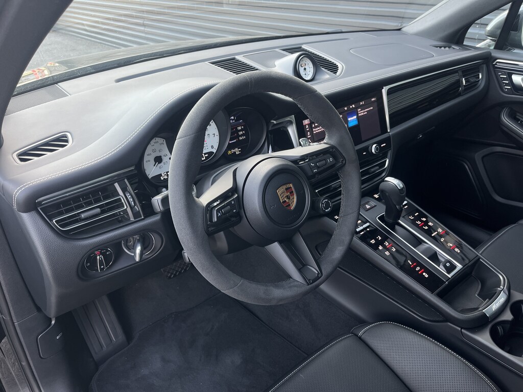New 2026 Porsche Macan T