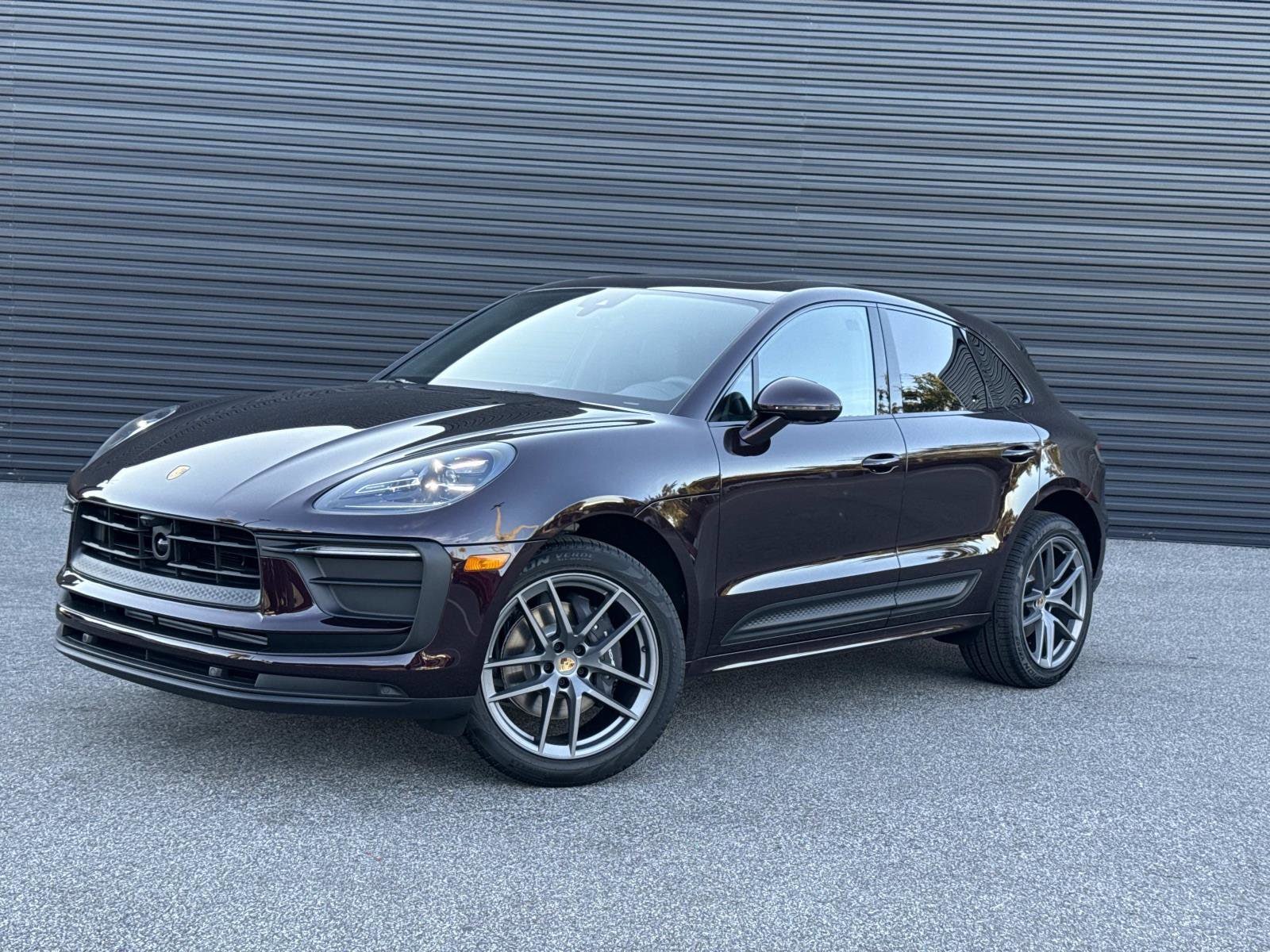 2026 Porsche Macan Base