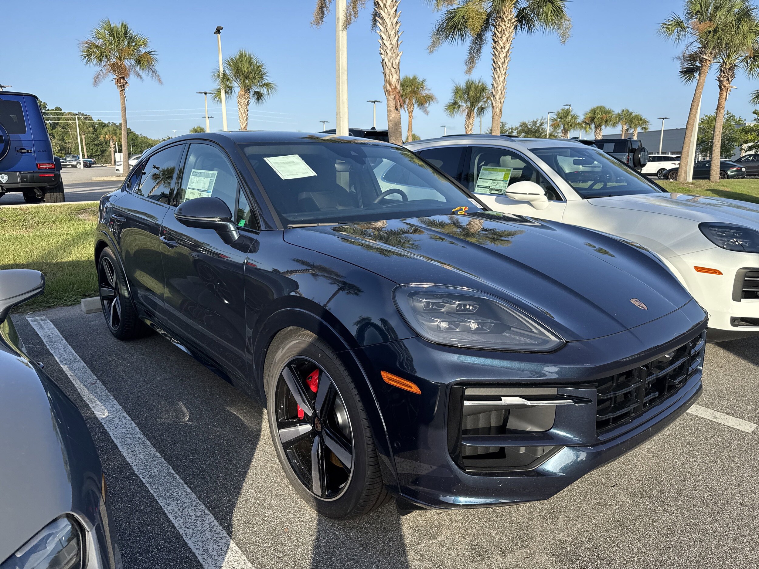 2025 Porsche Cayenne GTS photo 3