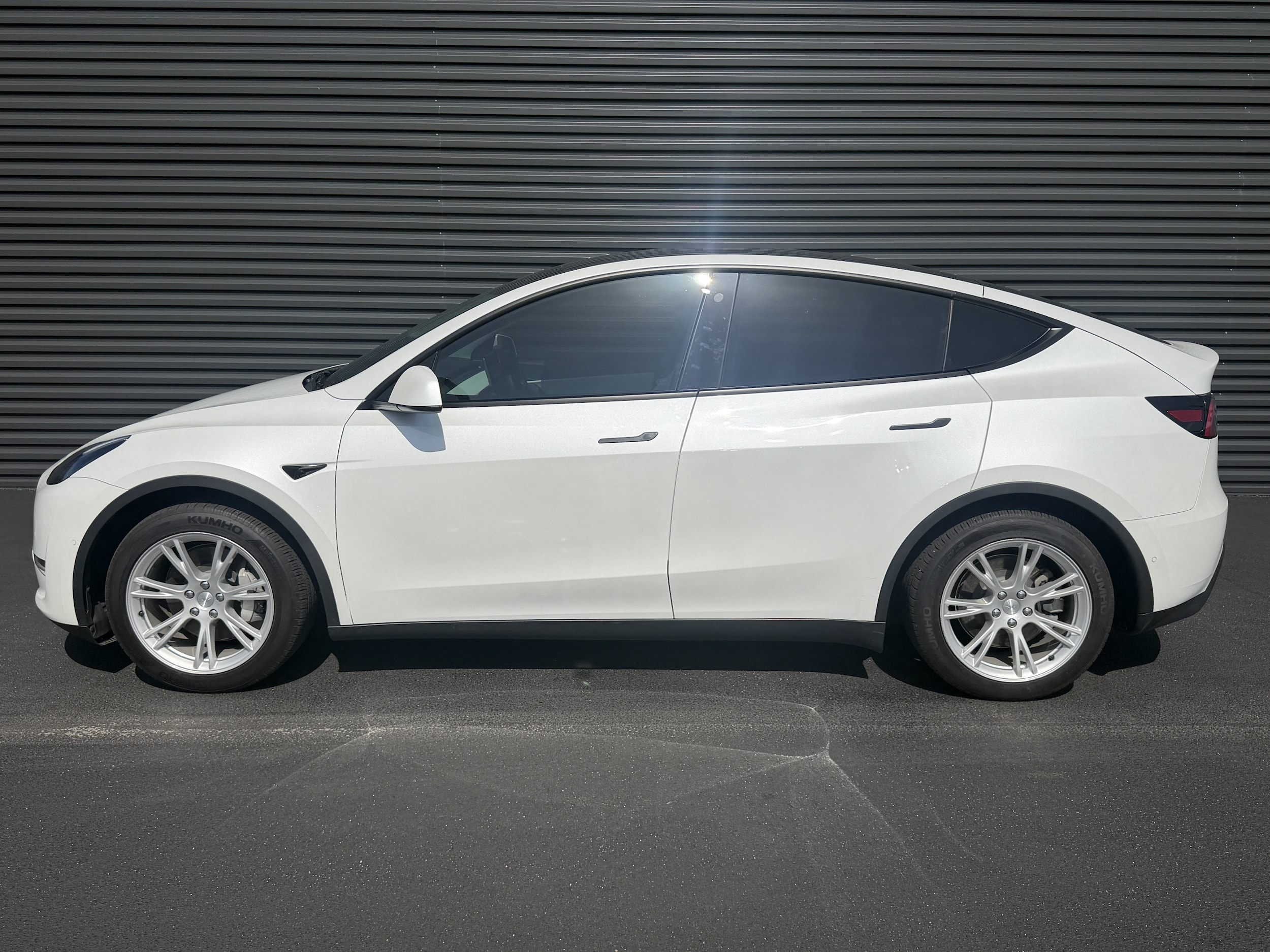 Used 2022 Tesla Model Y Long Range with VIN 7SAYGDEE1NF354650 for sale in Orlando, FL