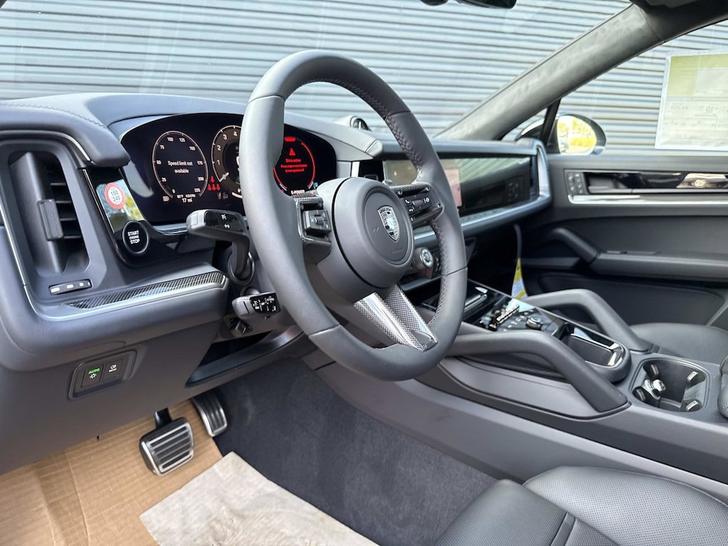 New 2026 Porsche Cayenne Turbo E-Hybrid