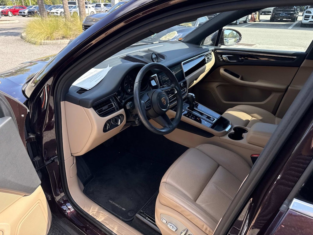 Certified 2023 Porsche Macan SUV