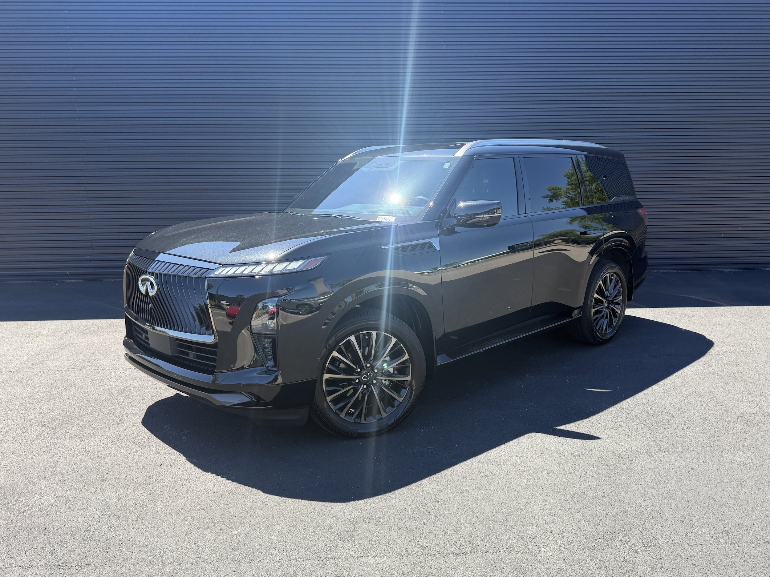 2026 INFINITI QX80 Autograph 4WD's photo