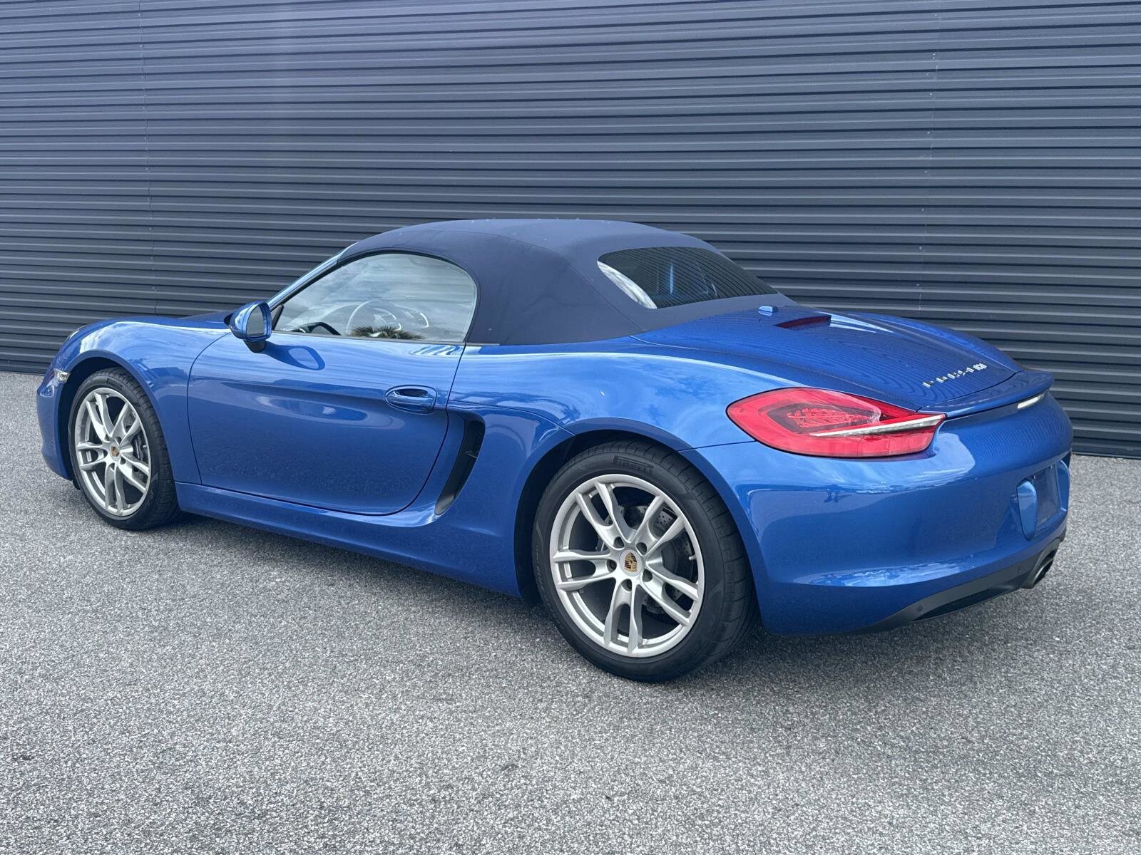2015 Porsche Boxster photo 3